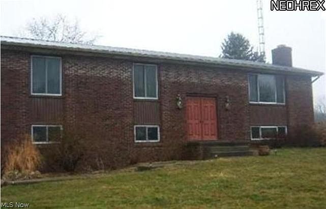 1st image of 5935 Paris Ave NE