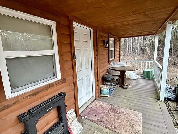 33rd image of 1 Roan Creek Rd