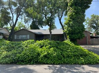 721 Estate St, Redding, CA 96002