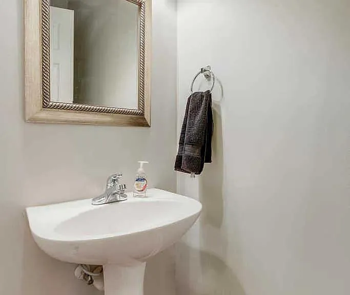 7528 Watervale Dr — Photo 13