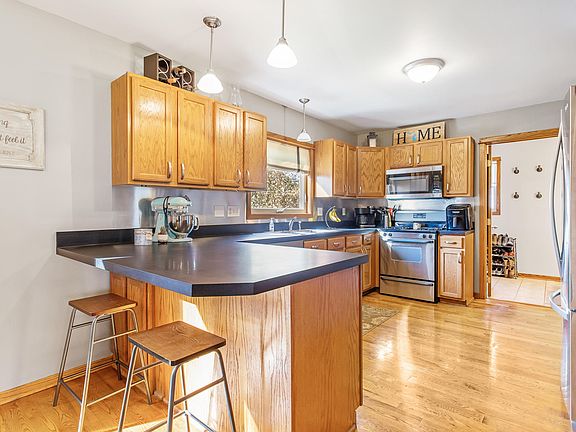 5th image of 1635 Claystone Ct