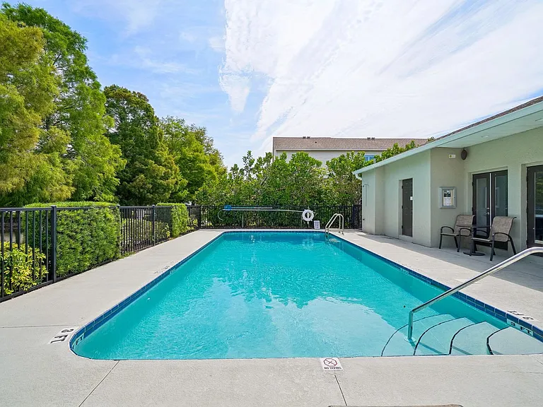 5282 Neil Dr — Photo 47