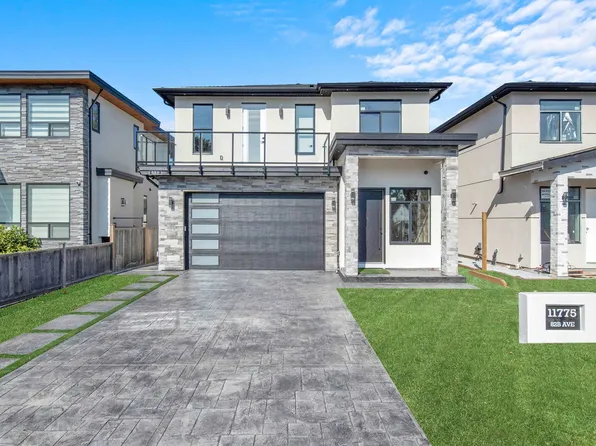 11775 82b Ave, Delta, BC V4C 2E8