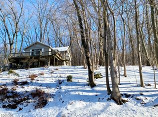 371 E Shore Trl, Sparta, NJ 07871