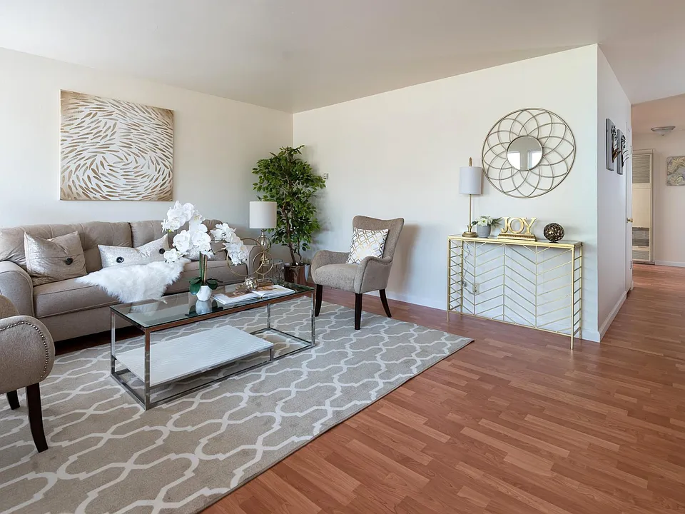 Park Villa Apartments