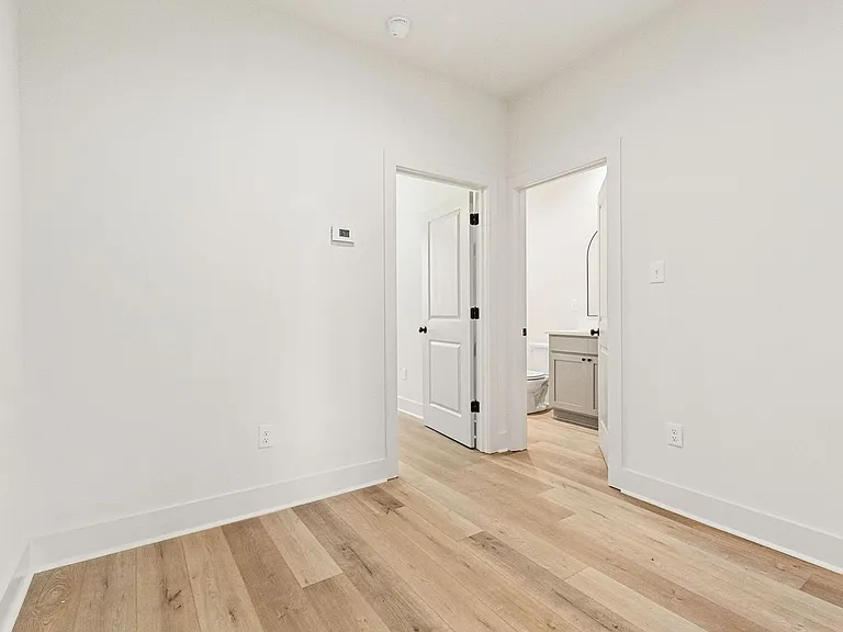 214 Steiner Oaks Rd — Photo 10