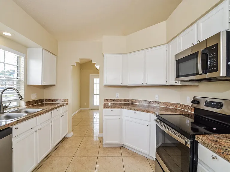 8603 Fort Jefferson Blvd — Photo 7
