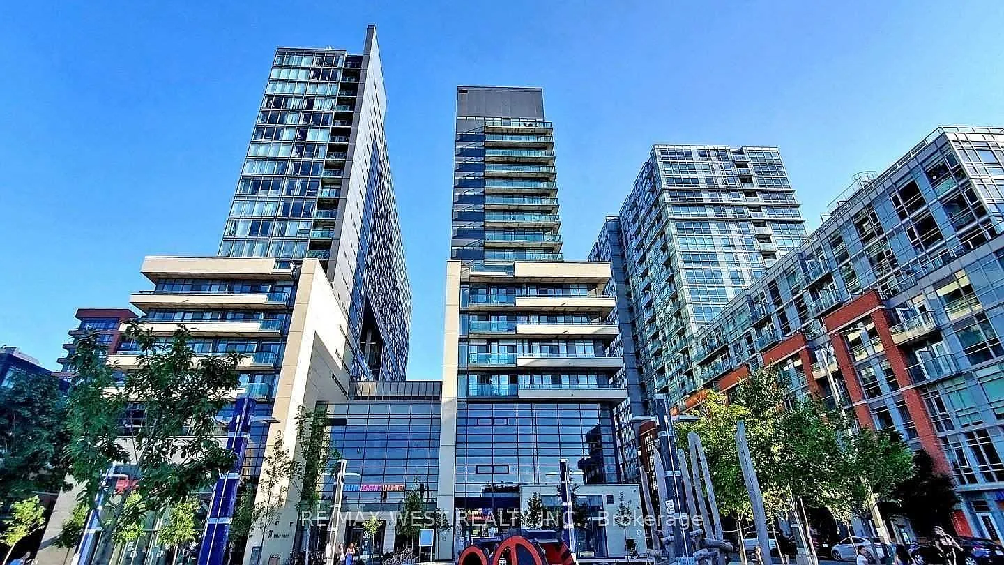 1 bed, $2,000 — Photo 1