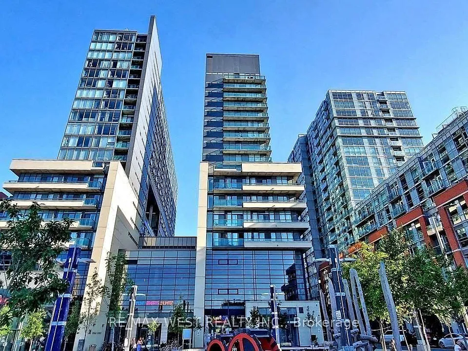 36 Lisgar St #720