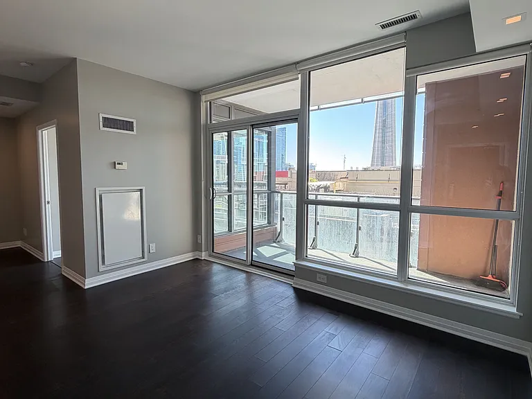 8 Mercer St #2107 — Photo 4