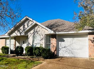 2108 Meagan Dr, Jackson, MS 39272