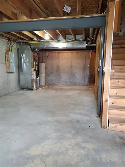 425-J Hawthorne Blvd #3 — Photo 6