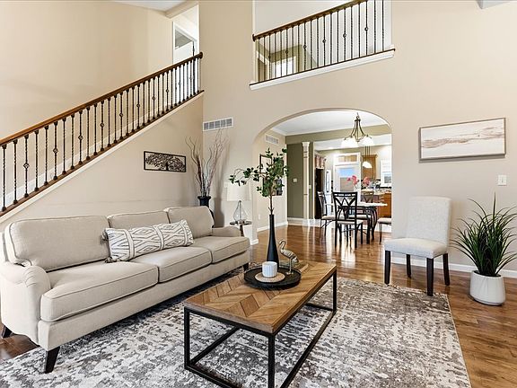 5th image of 5101 Londonderry Rd