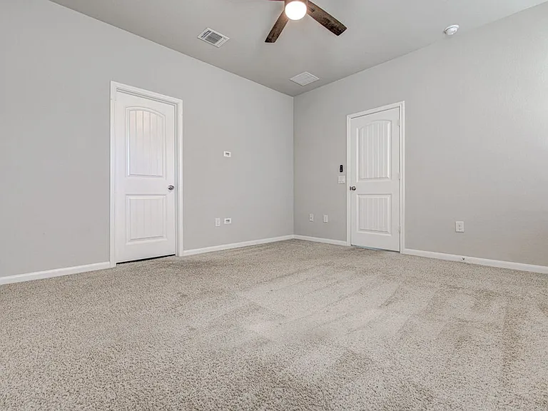 6705 Loretta White Ln — Photo 26