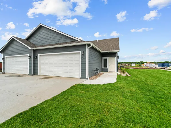 2703 Tim Rogers Ln, Salina, KS 67401