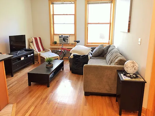 Rented by Joe Gotham LTD | media 2