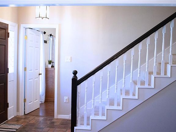 2nd image of 6709 Autumn Ridge Dr