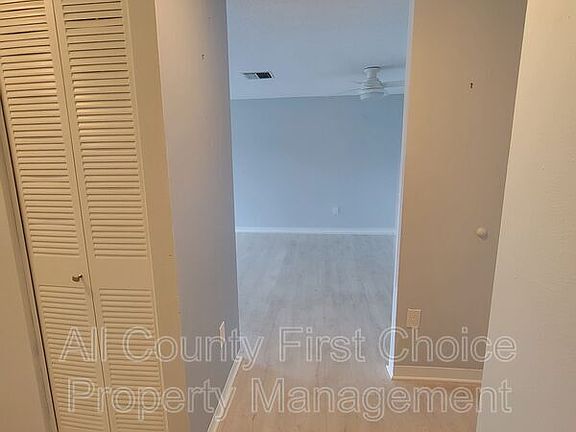 5th image of 2700 Bayshore Blvd APT 1311