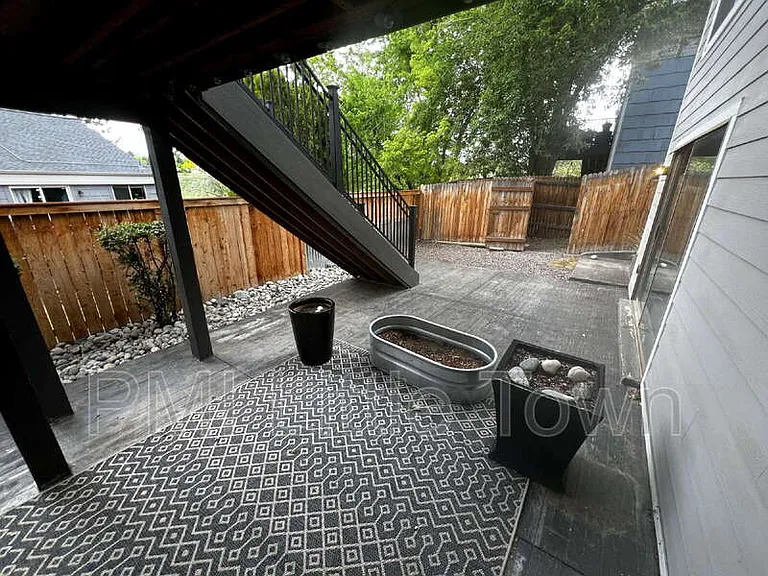 10772 W Berry Ave — Photo 35