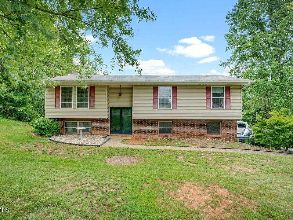 1st image of 612 Larkspur Dr