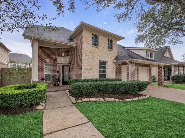 3307 Long Briar Ln, Sugar Land, TX 77498