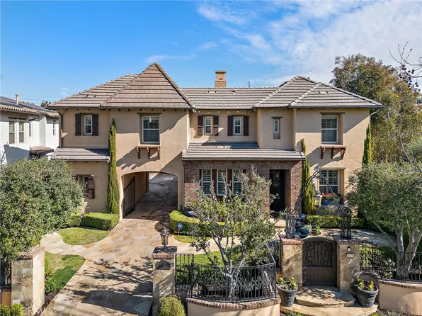 6 Michael Rd, Mission Viejo, CA 92694