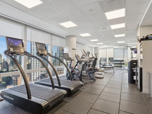 25 Columbus Circle image 11 of 19