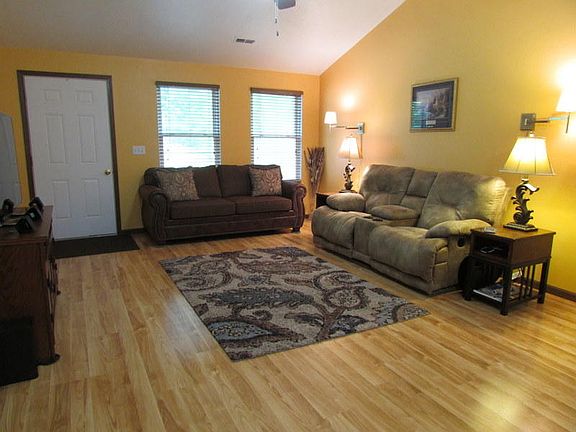 4th image of 152 Starrville Ln