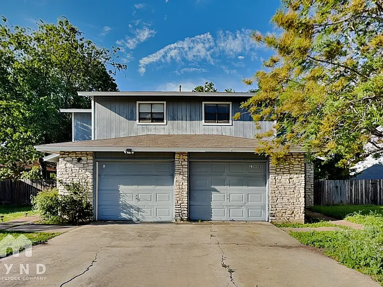 2300 Berkett Dr #B — Photo 11