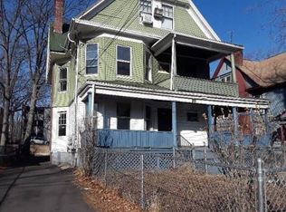 377-379 Sigourney St, Hartford, CT 06112