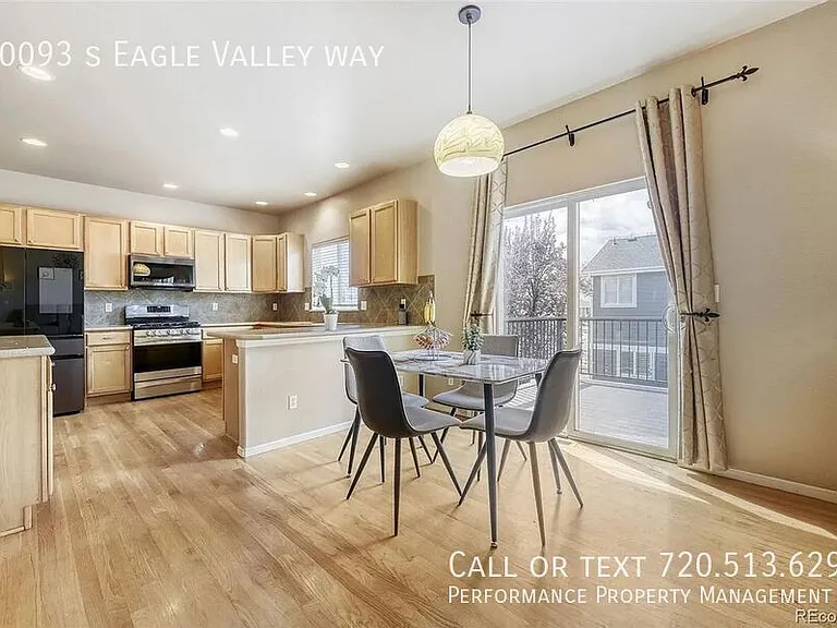10093 Eagle Valley Way — Photo 5