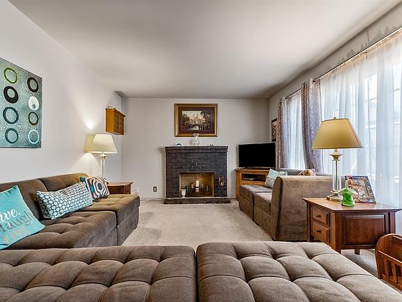 4th image of 1016 Sherwood Ave