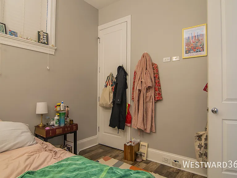 3718 N Wilton Ave #2 — Photo 15