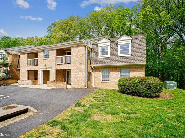5800 Cove Landing Rd APT 304, Burke, VA 22015