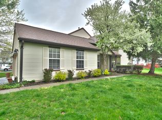 5 Allen Ct, Manalapan, NJ 07726