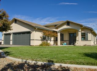 8320 Shadi Ln, Winters, CA 95694