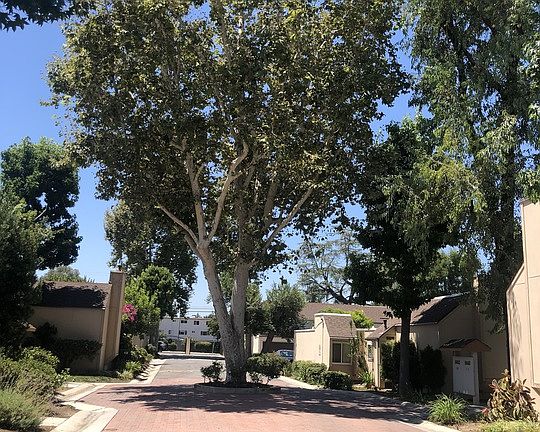 2nd image of 5642 Etiwanda Ave Unit 2