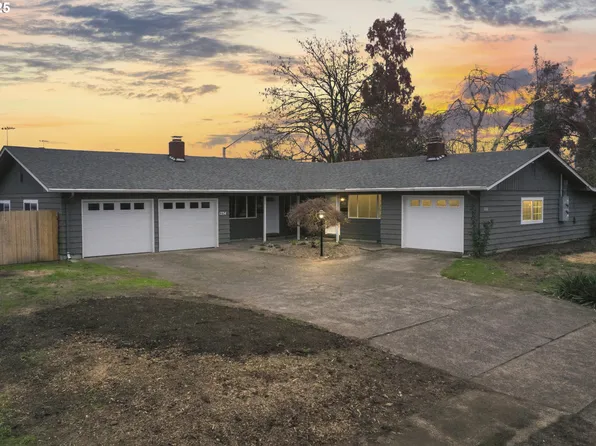 1232 1st Pl, Springfield, OR 97477