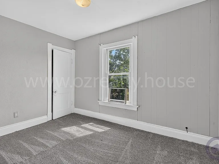 1023 Shadowlawn Dr — Photo 11