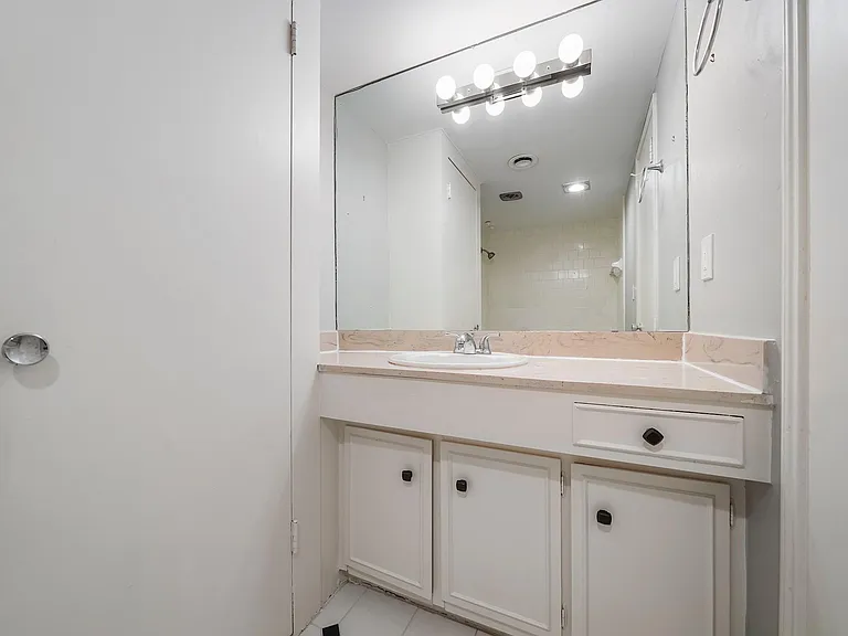 656 S Ripple Creek Dr #656 — Photo 16