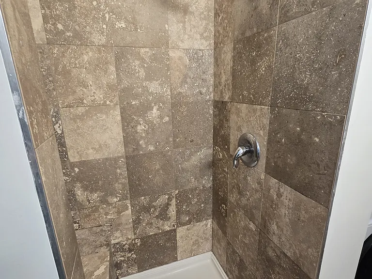 3311 N Southport Ave #1 — Photo 9