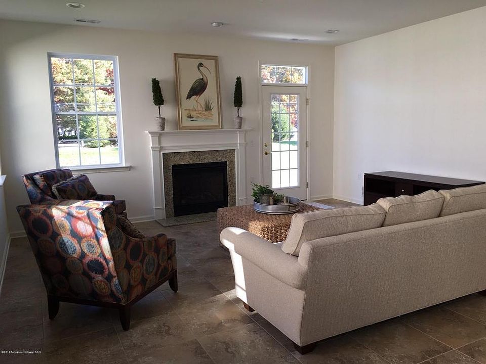 2nd image of 103 Eagle Ridge Cir