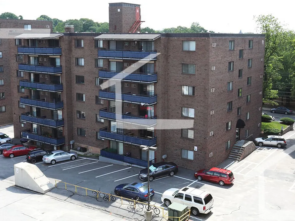 245 Main St #31