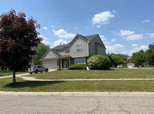 8427 Misty Ct, Grand Blanc, MI 48439