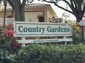 3261 NW 103rd Ter, Pompano Beach, FL