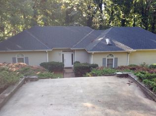 8410 Swiss Air Rd, Gainesville, GA 30506