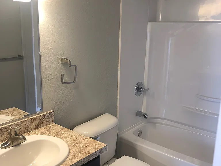 The Fountains Apartments — Photo 36