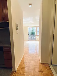 Rented by RELO REDAC INC.