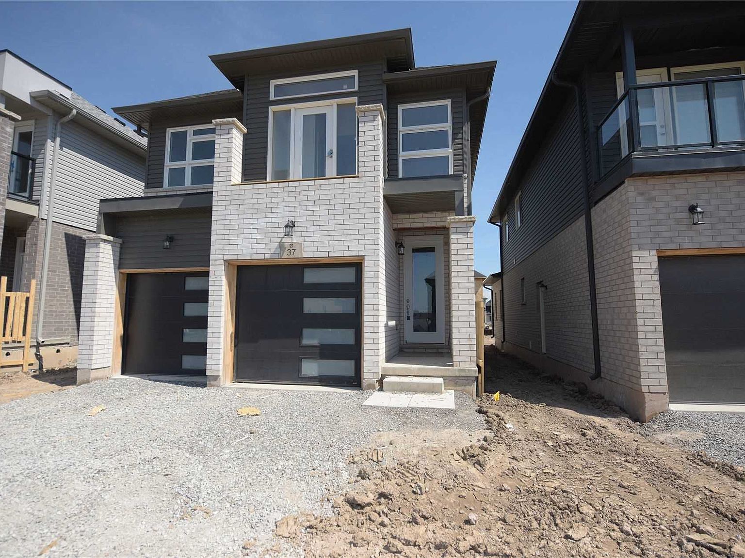 37 McLaughlin St, Welland, ON L3B 1P9 Zillow