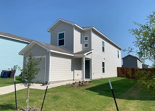 143 Plumcove Dr Photo 1